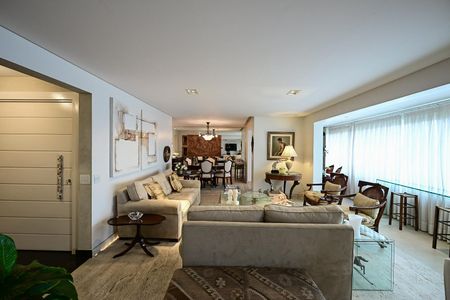 Apartamento para alugar com 182m², 3 quartos e 3 vagasSala