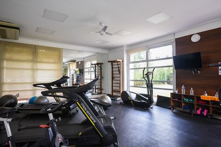 Apartamento para alugar com 182m², 3 quartos e 3 vagas Apartamento para alugar com 182m², 3 quartos e 3 vagasAcademia