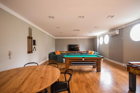 Apartamento para alugar com 182m², 3 quartos e 3 vagas Apartamento para alugar com 182m², 3 quartos e 3 vagasSalão de Jogos
