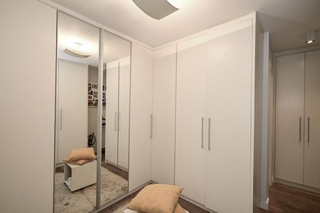 Apartamento para alugar com 182m², 3 quartos e 3 vagasSuíte 2