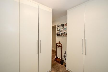Apartamento para alugar com 182m², 3 quartos e 3 vagasSuíte 2