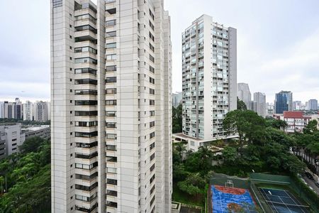Apartamento para alugar com 182m², 3 quartos e 3 vagasVista da Suíte 2