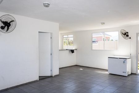 Apartamento para alugar com 42m², 2 quartos e sem vaga Apartamento para alugar com 42m², 2 quartos e sem vagaÁrea comum - Salão de festas