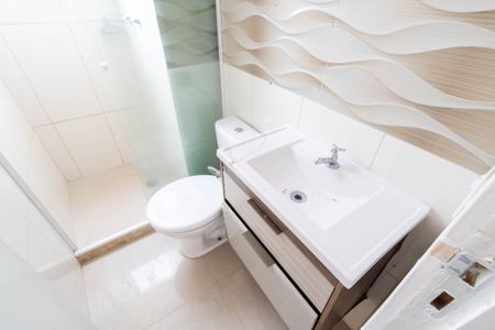 Apartamento para alugar com 42m², 2 quartos e sem vaga Apartamento para alugar com 42m², 2 quartos e sem vagaBanheiro