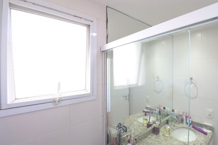 Apartamento à venda com 93m², 3 quartos e 2 vagasBanheiro da Suíte