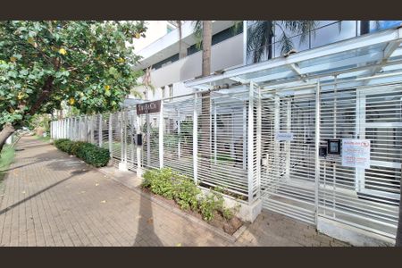 Apartamento à venda com 93m², 3 quartos e 2 vagasFachada