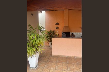 Casa à venda com 170m², 3 quartos e 4 vagas Casa à venda com 170m², 3 quartos e 4 vagasFoto 24