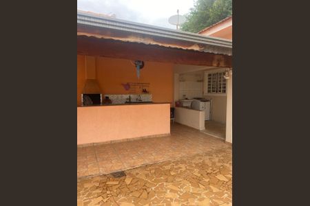 Casa à venda com 170m², 3 quartos e 4 vagas Casa à venda com 170m², 3 quartos e 4 vagasFoto 02