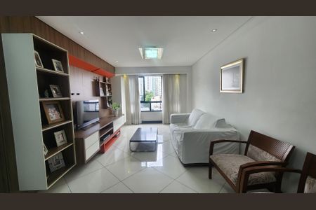 Apartamento para alugar com 113m², 4 quartos e 2 vagasSala