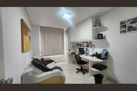 Apartamento para alugar com 113m², 4 quartos e 2 vagasQuarto 1