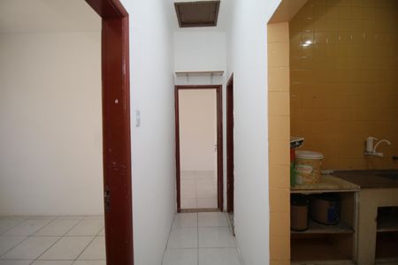 Corredor de apartamento para alugar com 2 quartos, 80m² em Olaria, Rio de Janeiro