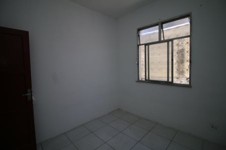 Quarto 2 de apartamento para alugar com 2 quartos, 80m² em Olaria, Rio de Janeiro