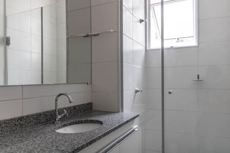 Apartamento para alugar com 48m², 2 quartos e 1 vaga Apartamento para alugar com 48m², 2 quartos e 1 vagaBanheiro da Suíte