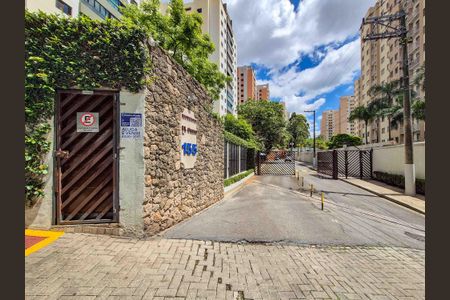 Apartamento à venda com 84m², 3 quartos e 2 vagasFachada - Plaquinha