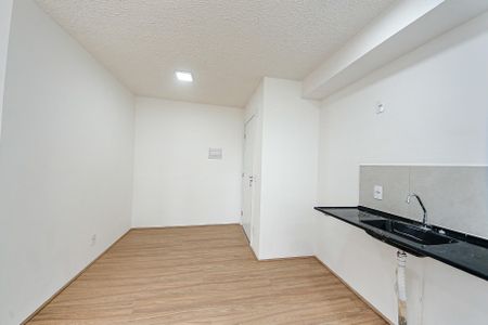 Sala  de apartamento para alugar com 2 quartos, 38m² em Vila Ema, São Paulo
