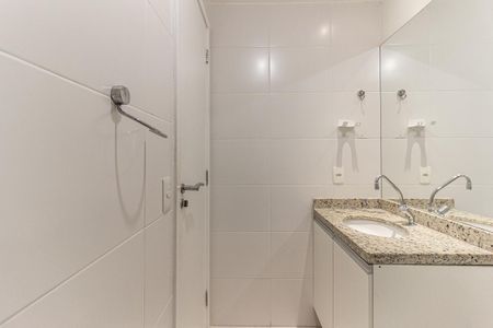 Apartamento à venda com 40m², 1 quarto e 1 vaga Apartamento à venda com 40m², 1 quarto e 1 vagaBanheiro da Suíte