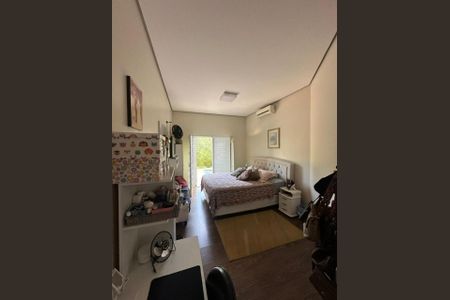Casa de condomínio à venda com 265m², 4 quartos e 6 vagasFoto 32