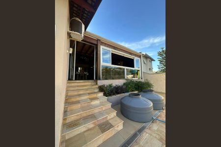Casa de condomínio à venda com 265m², 4 quartos e 6 vagasFoto 05