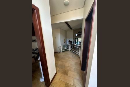Casa de condomínio à venda com 265m², 4 quartos e 6 vagasFoto 09