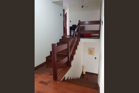 Casa à venda com 320m², 4 quartos e 6 vagasFoto 08