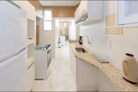 Apartamento para alugar com 80m², 2 quartos e 2 vagas Apartamento para alugar com 80m², 2 quartos e 2 vagasCozinha