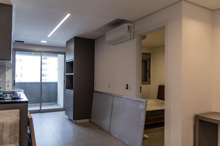 Sala de kitnet/studio para alugar com 1 quarto, 40m² em Barro Preto, Belo Horizonte