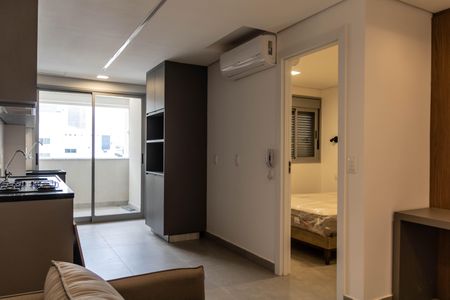 Sala de kitnet/studio para alugar com 1 quarto, 40m² em Barro Preto, Belo Horizonte