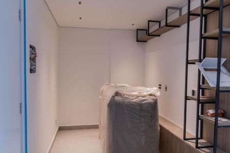 Sala de kitnet/studio para alugar com 1 quarto, 40m² em Barro Preto, Belo Horizonte