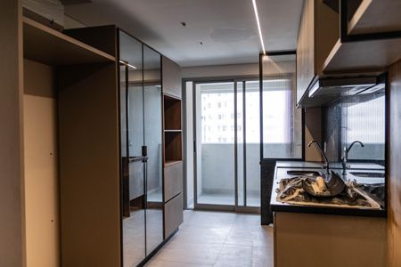 Cozinha de kitnet/studio para alugar com 1 quarto, 40m² em Barro Preto, Belo Horizonte