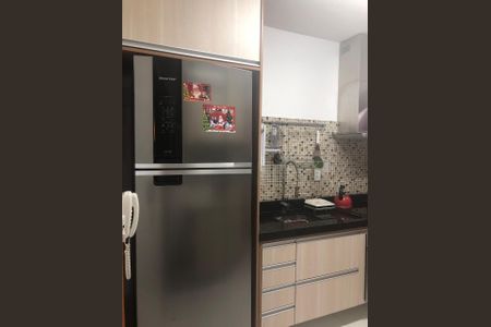 Apartamento à venda com 64m², 2 quartos e 1 vagaFoto 01