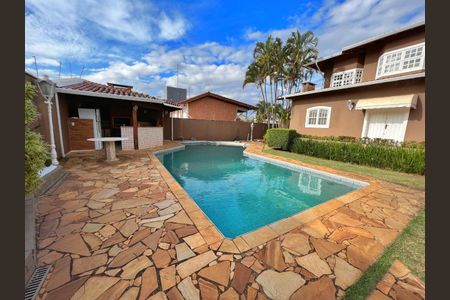 Casa para alugar com 490m², 6 quartos e 4 vagas Casa para alugar com 490m², 6 quartos e 4 vagasFoto 03
