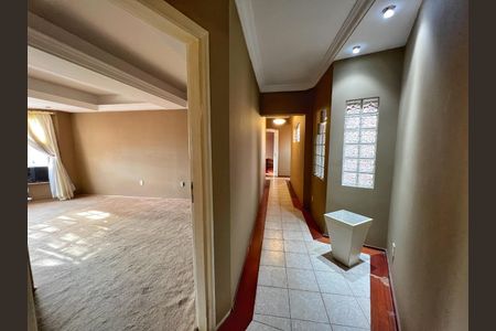 Casa para alugar com 490m², 6 quartos e 4 vagas Casa para alugar com 490m², 6 quartos e 4 vagasFoto 38