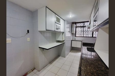 Apartamento à venda com 117m², 3 quartos e 2 vagasCozinha