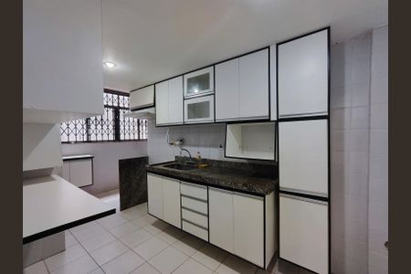 Apartamento à venda com 117m², 3 quartos e 2 vagasCozinha