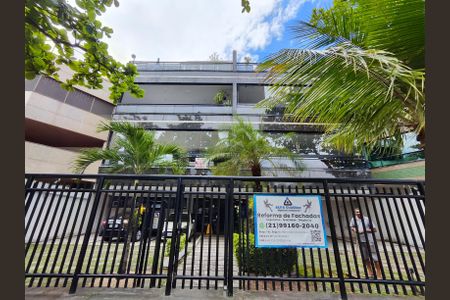 Apartamento à venda com 117m², 3 quartos e 2 vagasFachada