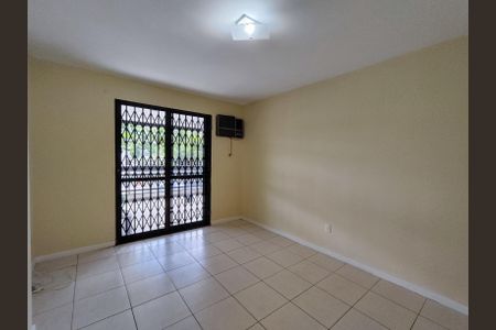 Apartamento à venda com 117m², 3 quartos e 2 vagasQuarto 1