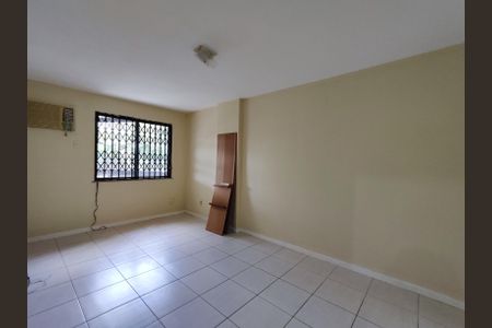 Apartamento à venda com 117m², 3 quartos e 2 vagasSuíte