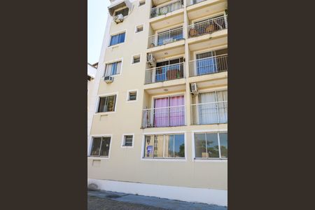 Apartamento à venda com 60m², 2 quartos e sem vagaFachada