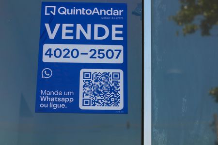 Apartamento à venda com 60m², 2 quartos e sem vagaPlaca de Venda