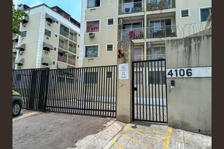 Apartamento à venda com 60m², 2 quartos e sem vagaEbtrada
