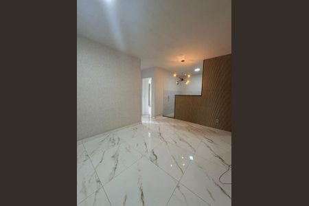 Foto 04 de apartamento à venda com 2 quartos, 44m² em Kennedy, Contagem