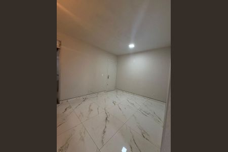 Foto 03 de apartamento à venda com 2 quartos, 44m² em Kennedy, Contagem