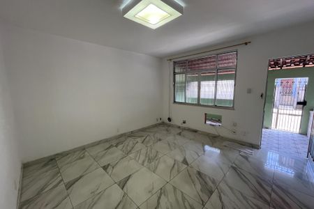 Casa à venda com 50m², 2 quartos e 1 vagaSala