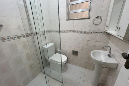 Banheiro de casa à venda com 2 quartos, 50m² em Portuguesa, Rio de Janeiro