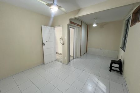 Casa à venda com 50m², 2 quartos e 1 vagaQuarto