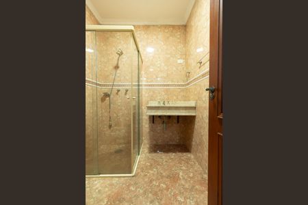 Casa para alugar com 360m², 3 quartos e 3 vagas