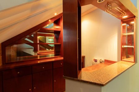 Casa para alugar com 360m², 3 quartos e 3 vagas