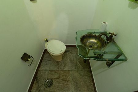 Casa para alugar com 360m², 3 quartos e 3 vagas