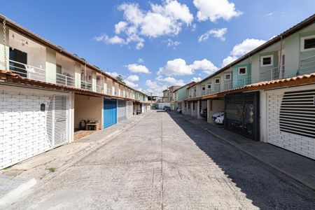Casa de condomínio para alugar com 110m², 2 quartos e 1 vaga Casa de condomínio para alugar com 110m², 2 quartos e 1 vagaÁrea Comum