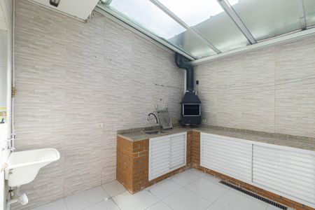 Casa de condomínio para alugar com 110m², 2 quartos e 1 vaga Casa de condomínio para alugar com 110m², 2 quartos e 1 vagaÁrea de Serviço